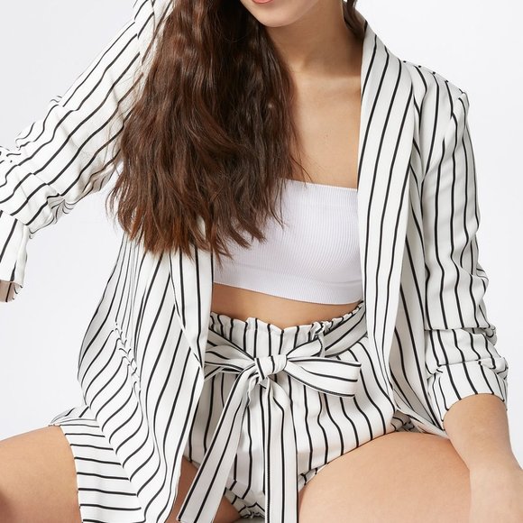 white Blazer - Picture 1 of 3